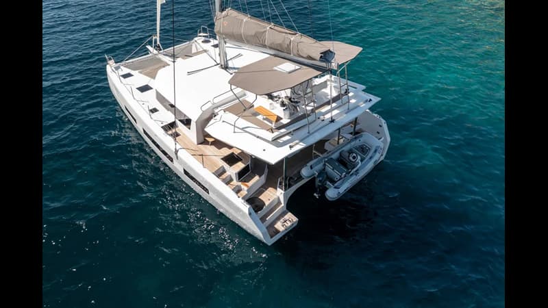 2022 DUFOUR 48